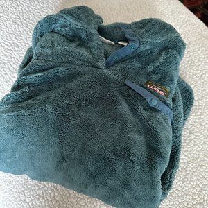 Women's L.L. Bean Hi-Pile Fleece Pullover - Size Medium